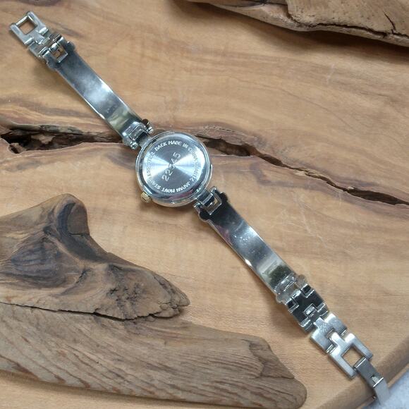 Vintage Rumours Quartz 22mm Watch 90s Y2K Silver Gold 2 Tone Ladies 6.5" - Picture 7 of 10